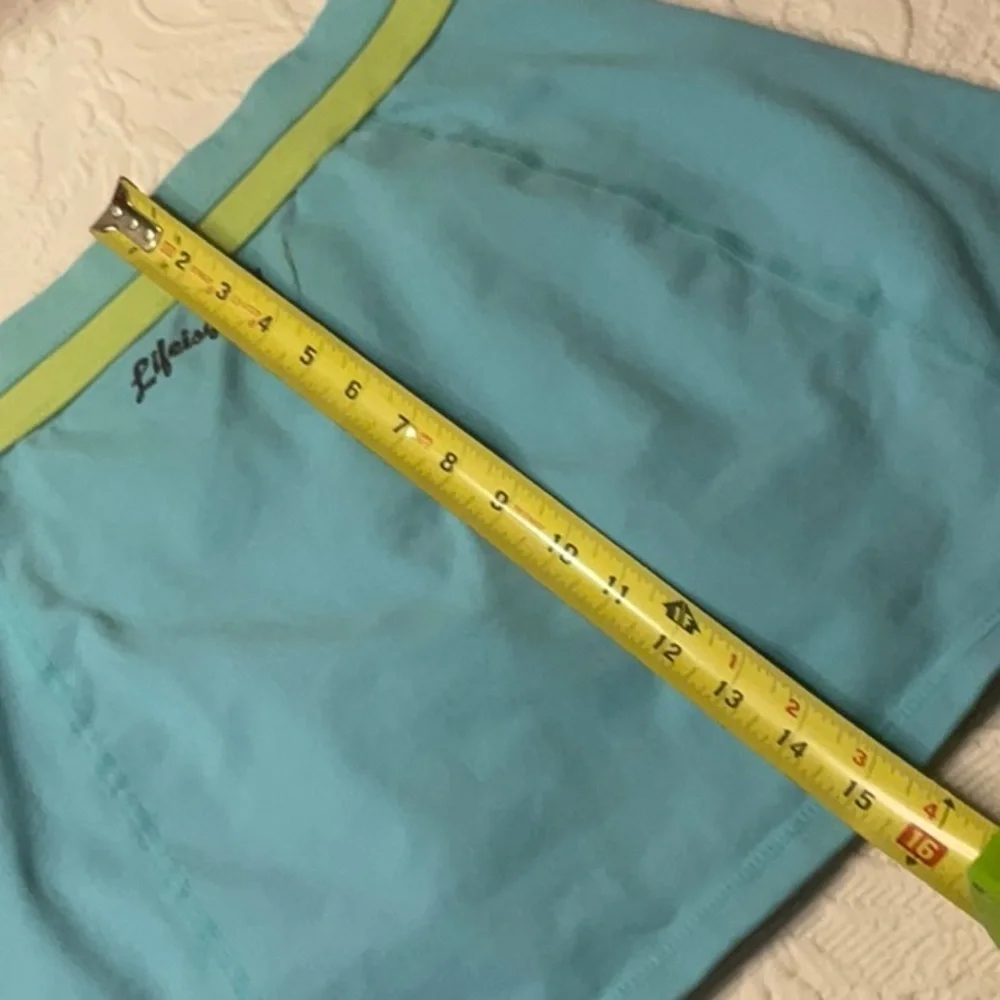 Life Is Good Aqua and Lime Mini Skort. Small. Athletic